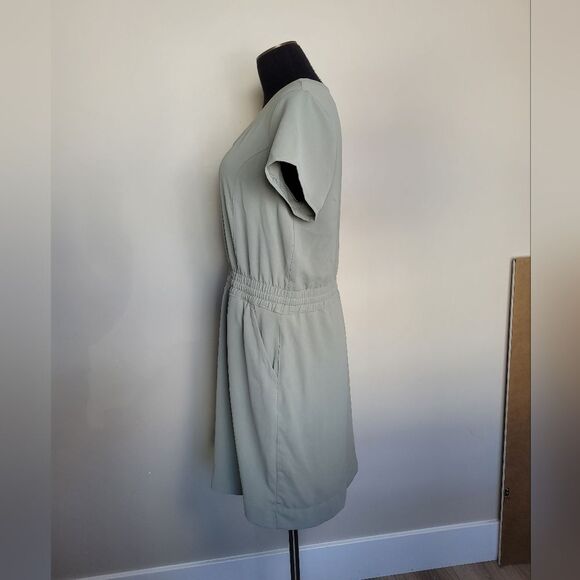32⁰ Cool Twill Dress Sage Green T-Shirt Dress Pockets Casual Sporty Comfy Medium - Picture 12 of 15